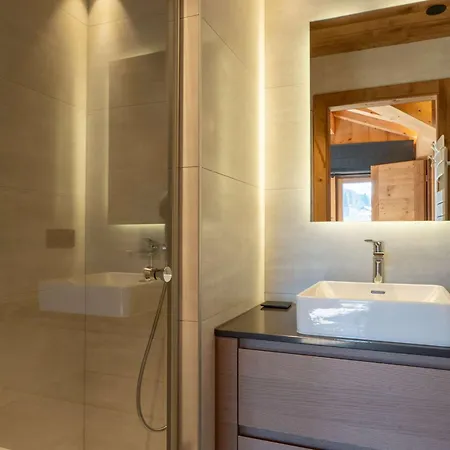 Moderne, Jacuzzi - 14 Pers. *