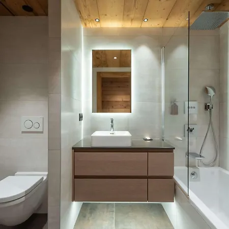Moderne, Jacuzzi - 14 Pers. *